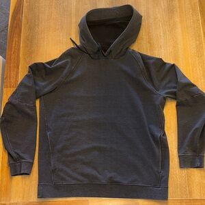 Men’s lululemon pullover hoodie, size XL